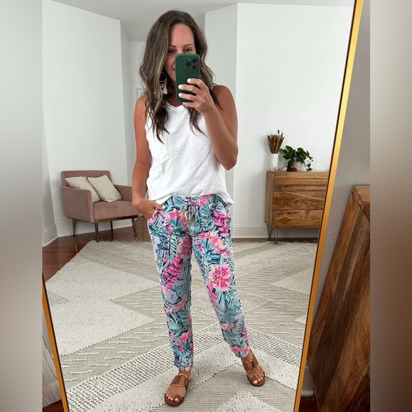 Lilly Pulitzer Pants - Picture 1 of 7